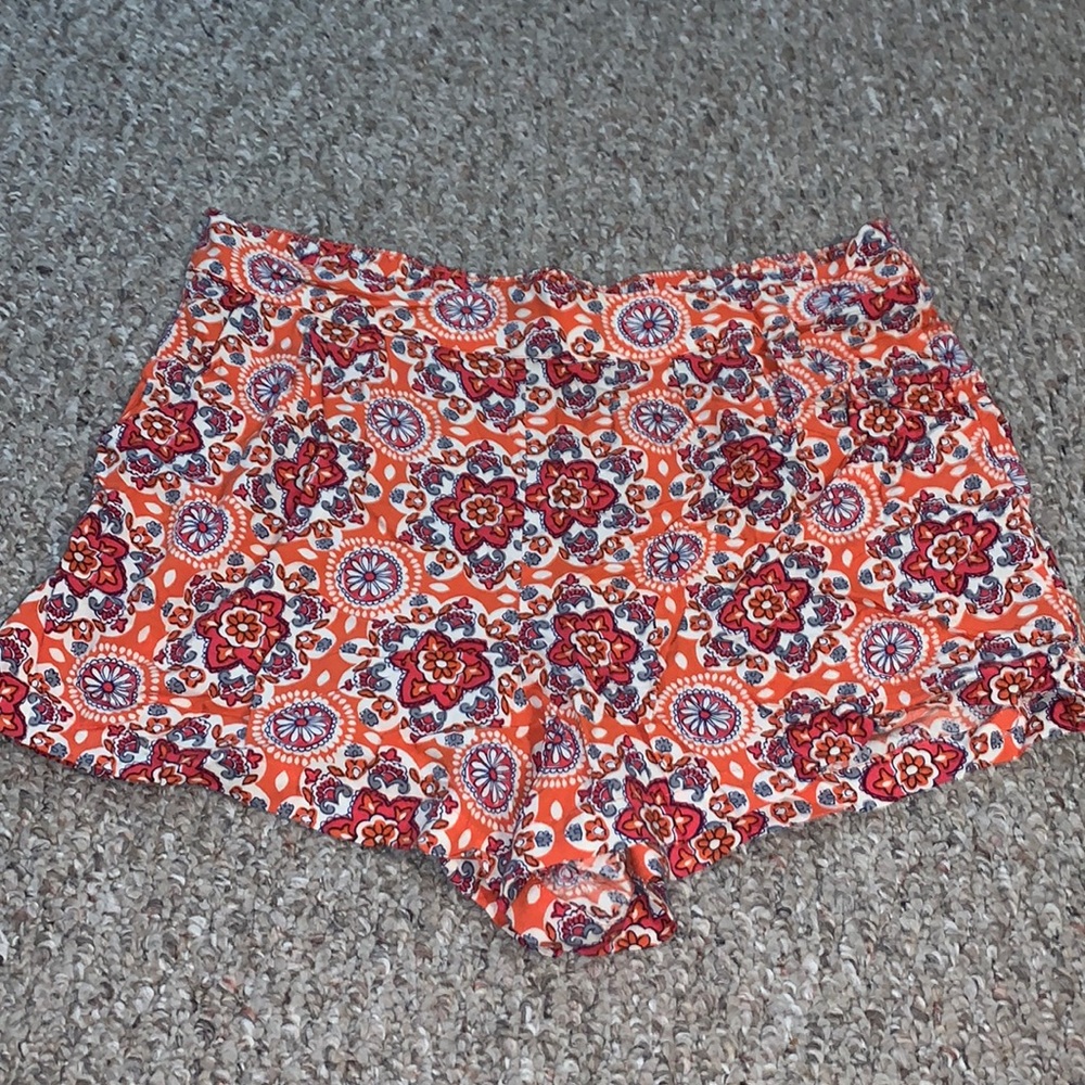 Shorts XL! Comfy and cute! With pockets!